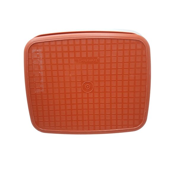 Vintage Tupperware Cake Taker Carrier Marinating and Storage Container - Picture 4 of 5